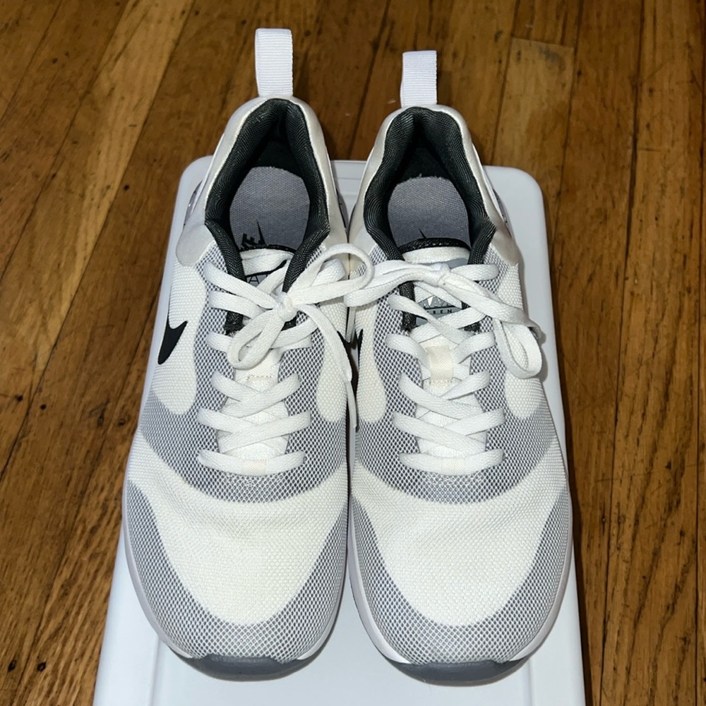 Nike Air Max Siren